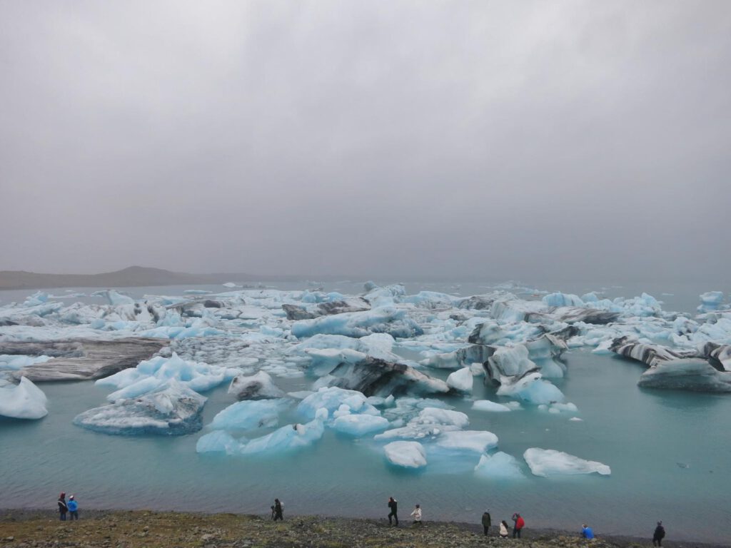 Der Gletschersee Jökularlon von oben 