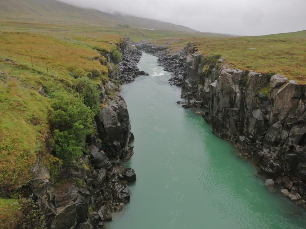 Jökulsa - Fluss und Tal. Einfach mal irgendwo anhalten. 