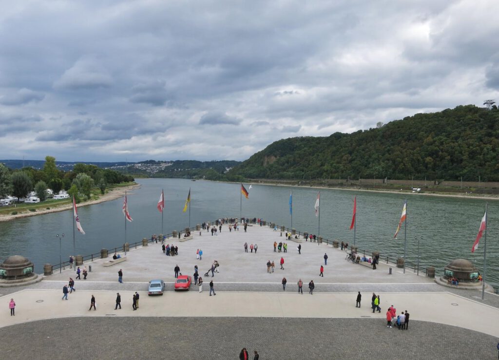 Blick zum Moselzufluss in den Rhein / Deutsches Eck