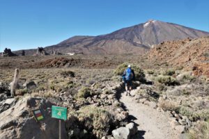 Richtung Seilbahn Teide 