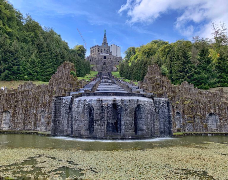 Lais Puzzle - castle wilhelmshoehe in kassel germany 100, 200, 500 & 1