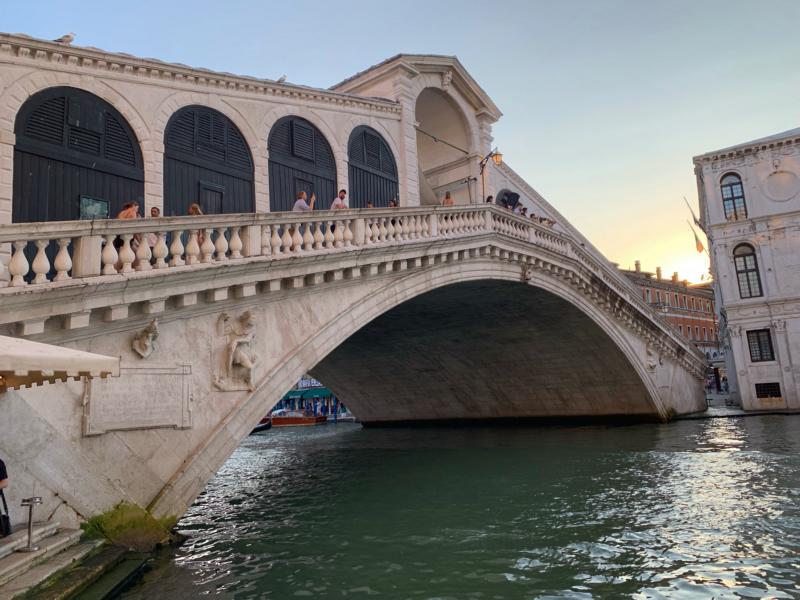 Sehenswürdigkeiten Venedig Rialtobrücke Venedig