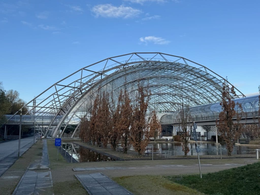 Eingangshalle West Touristik & Caravaning Leipzig 2025 Messe Leipzig